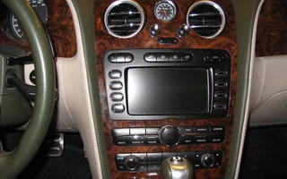 Bentley Coupe 2004