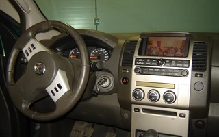 Nissan Navara Aeroklas 2006 pickup